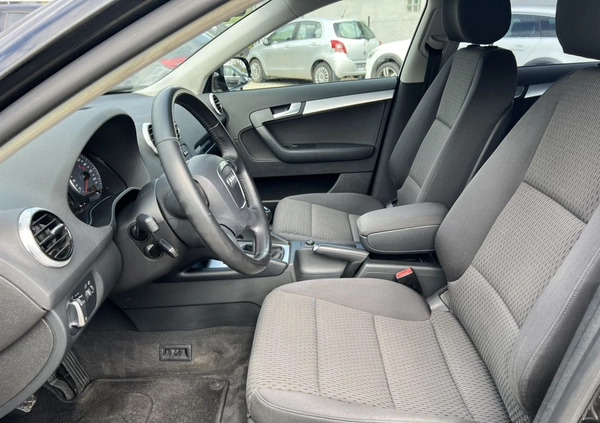 Audi A3 cena 29700 przebieg: 237000, rok produkcji 2011 z Ostrołęka małe 172